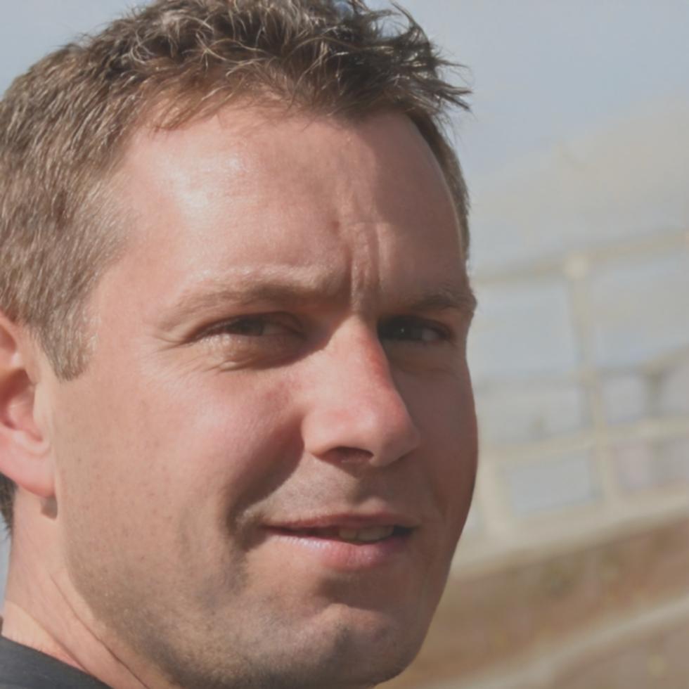 Portrait de Guillaume Moreau, expert en finance d'entreprise